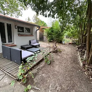 apt-petit-studio-avec-terrasse.midi-pyreneeshotels.com/