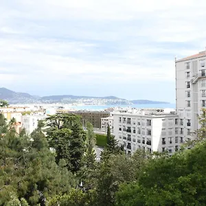 4-couchages-superbe-residence-proche-de-la-mer-vue-mer.fr-provencehotel.com/